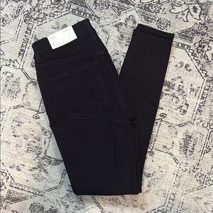 American Eagle Outfitters The Dream Jean Black High-Rise Jegging 4 Regular